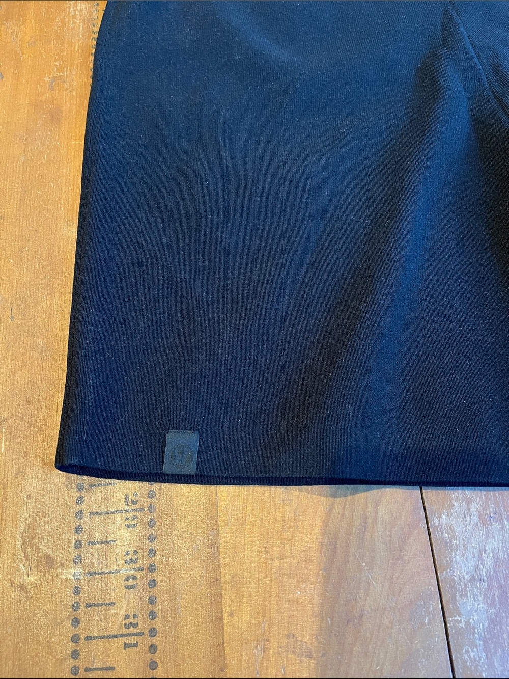 Unworn!! LULULEMON L Black Romper Tight-Fit Knit Bodysuit Shorts Sleeveless Ribb - Picture 5 of 8